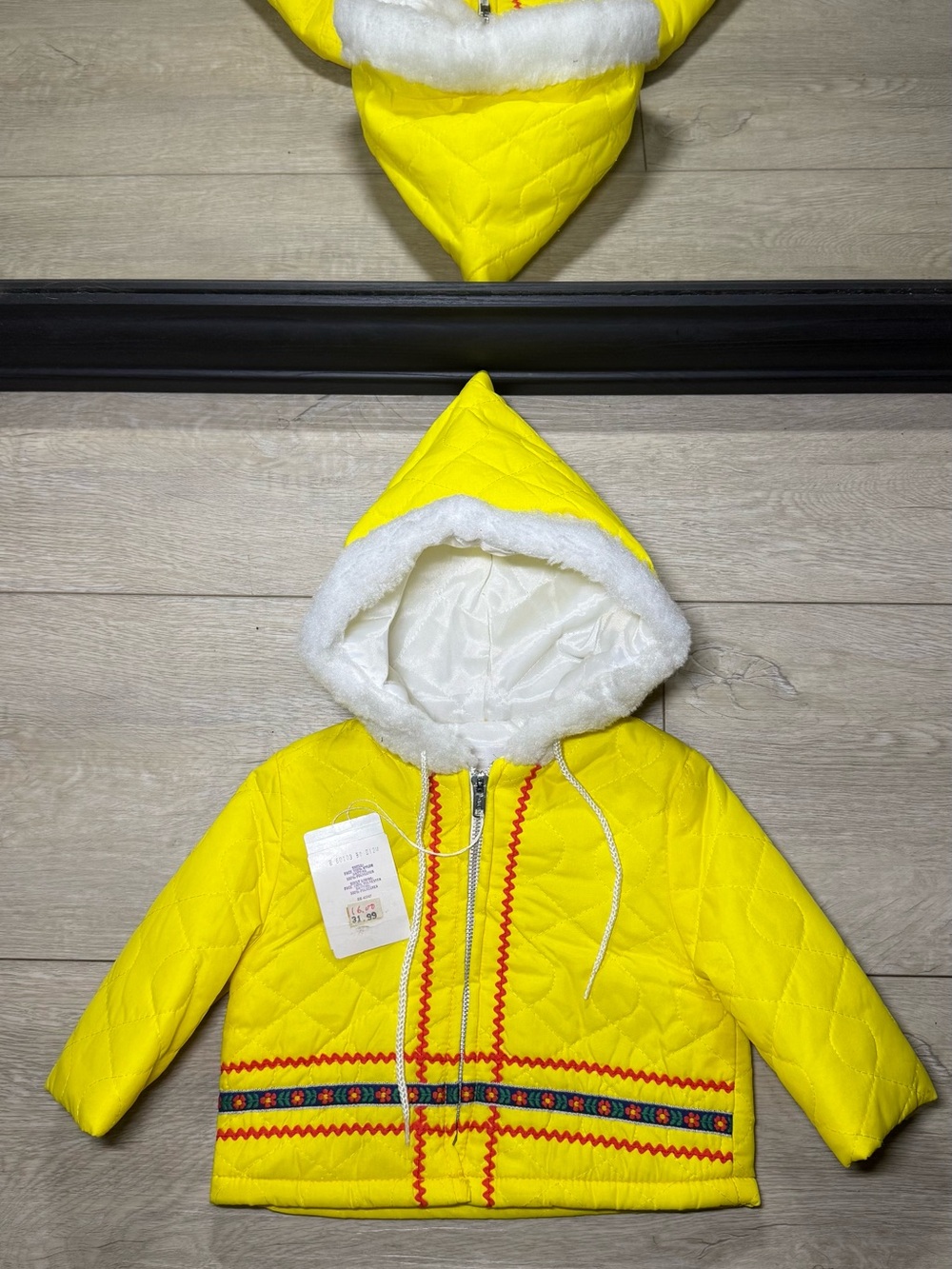 New Vintage 1960s Kids / Toddlers Embroidered Pattern Puffer Jacket